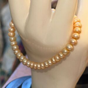 Vintage creamy yellow faux pearls stretch bracelet‎
